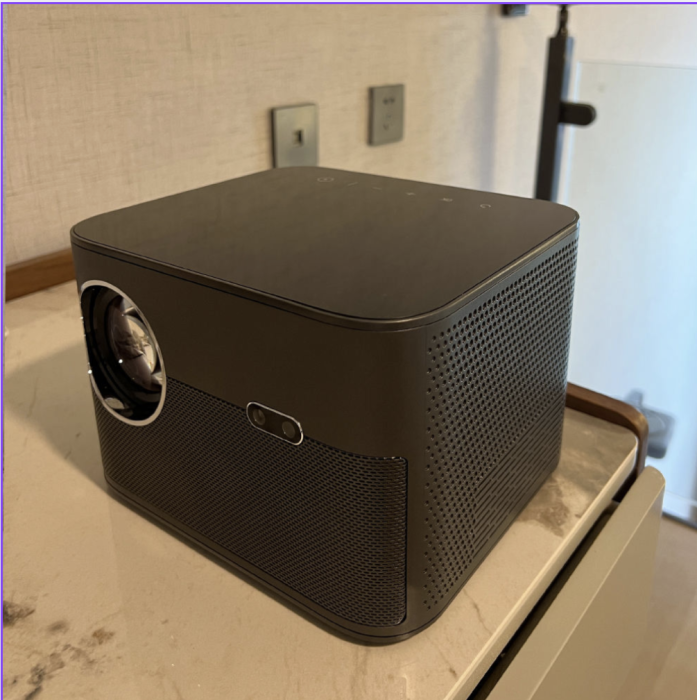 Máy Chiếu KAW MC035 – Full HD 1080P, Android, Loa HIFI 10W, 650 Lumens, Short Throw